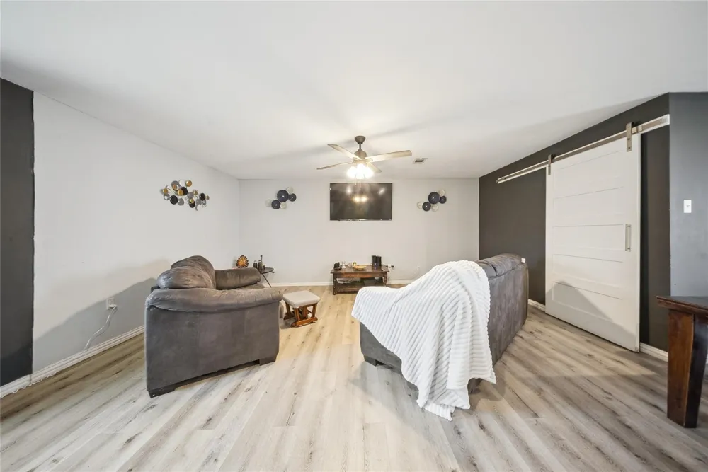 106 Glenview Place Hutchins, TX 75141