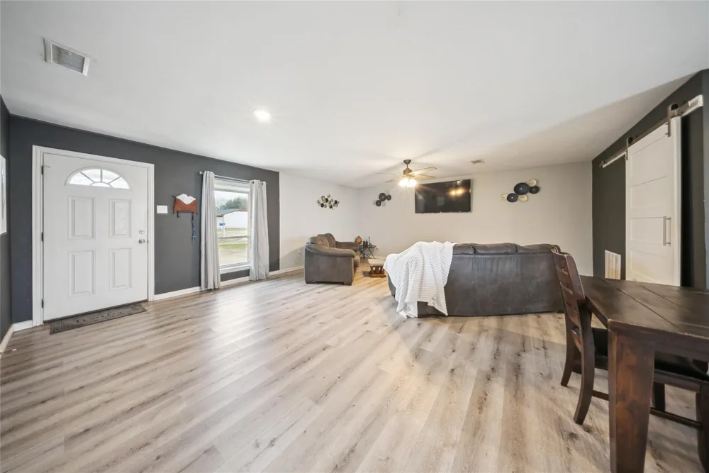 106 Glenview Place Hutchins, TX 75141