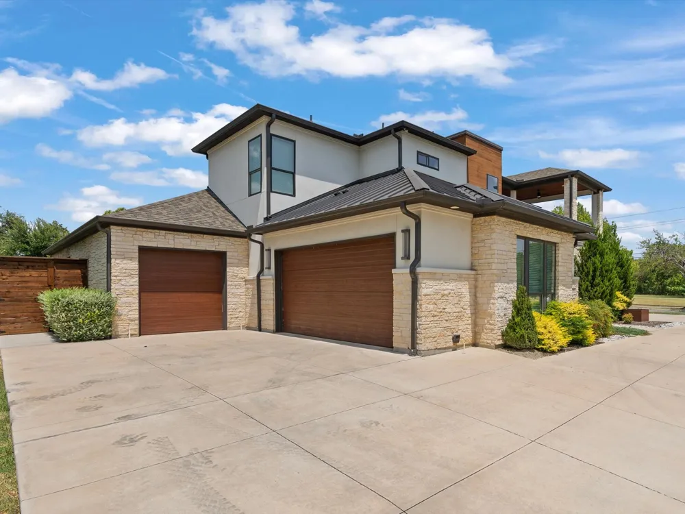 3061 Selma Lane Farmers Branch, TX 75234
