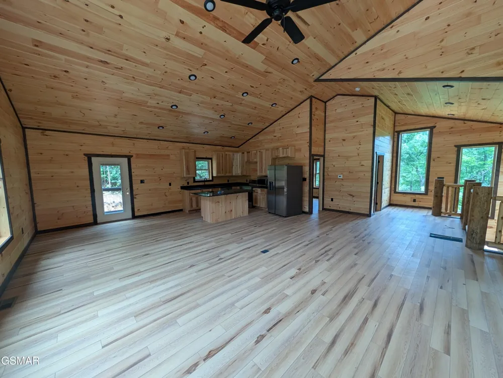 928 Ski Mountain Road Gatlinburg, TN 37738