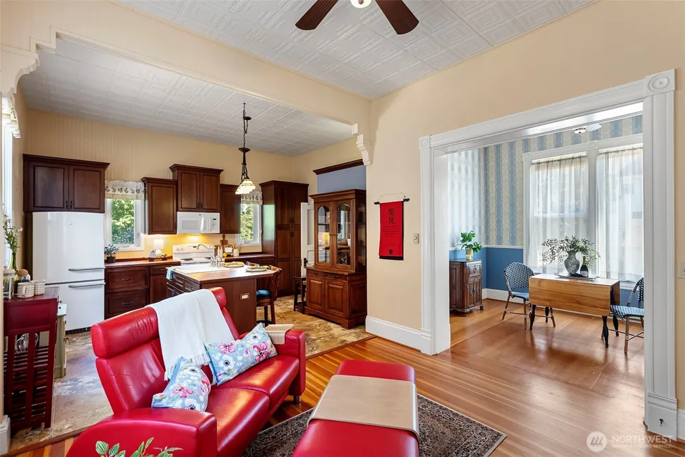 530 Adams Street Port Townsend, WA 98368