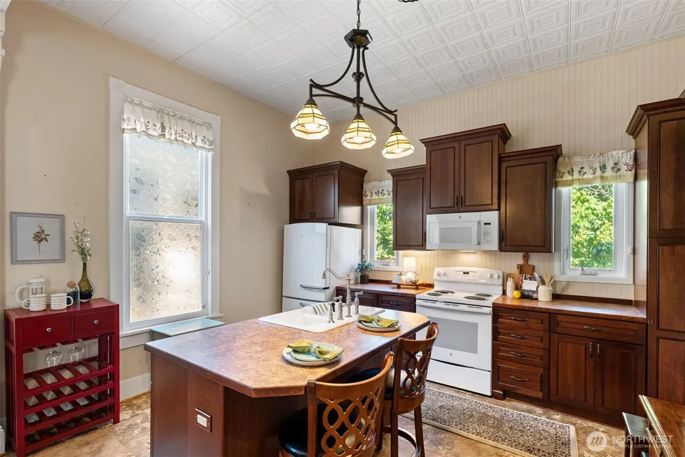 530 Adams Street Port Townsend, WA 98368
