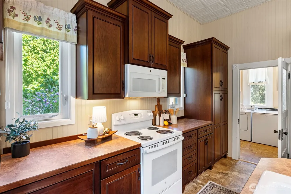 530 Adams Street Port Townsend, WA 98368