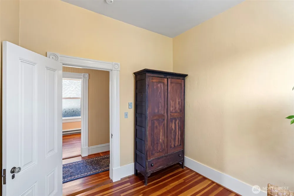 530 Adams Street Port Townsend, WA 98368