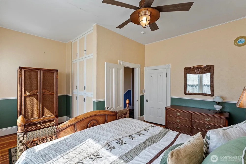 530 Adams Street Port Townsend, WA 98368