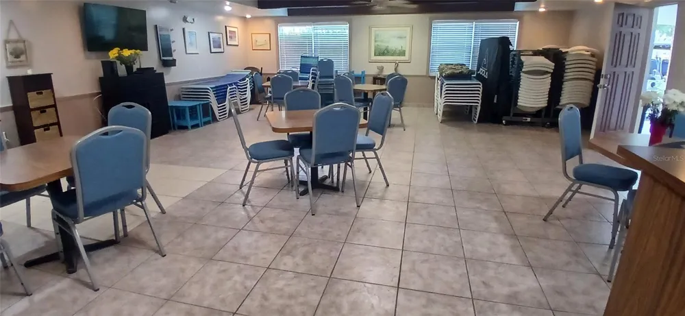 650 PINELLAS POINT DRIVE S #110 St Petersburg, FL 33705
