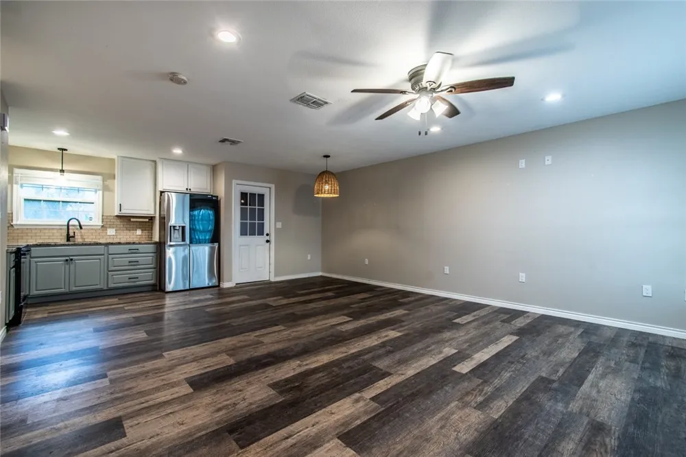 1221 Vance Drive Corpus Christi, TX 78412