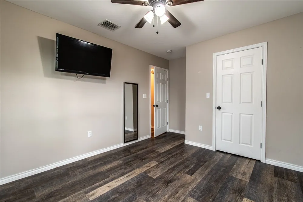 1221 Vance Drive Corpus Christi, TX 78412