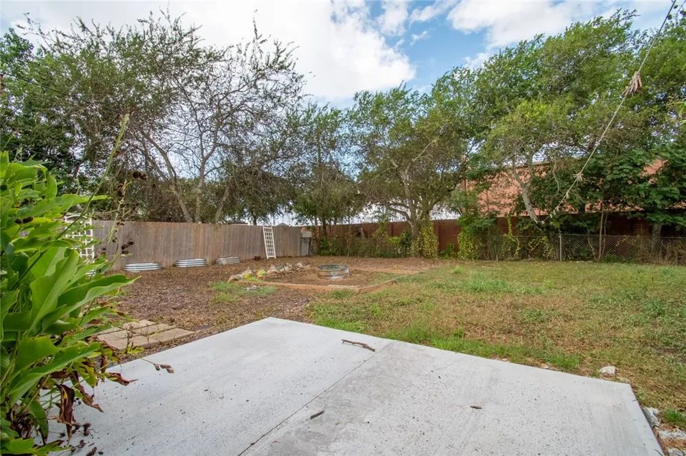 1221 Vance Drive Corpus Christi, TX 78412