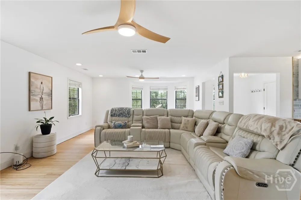 155 S Campbell Avenue Tybee Island, GA 31328