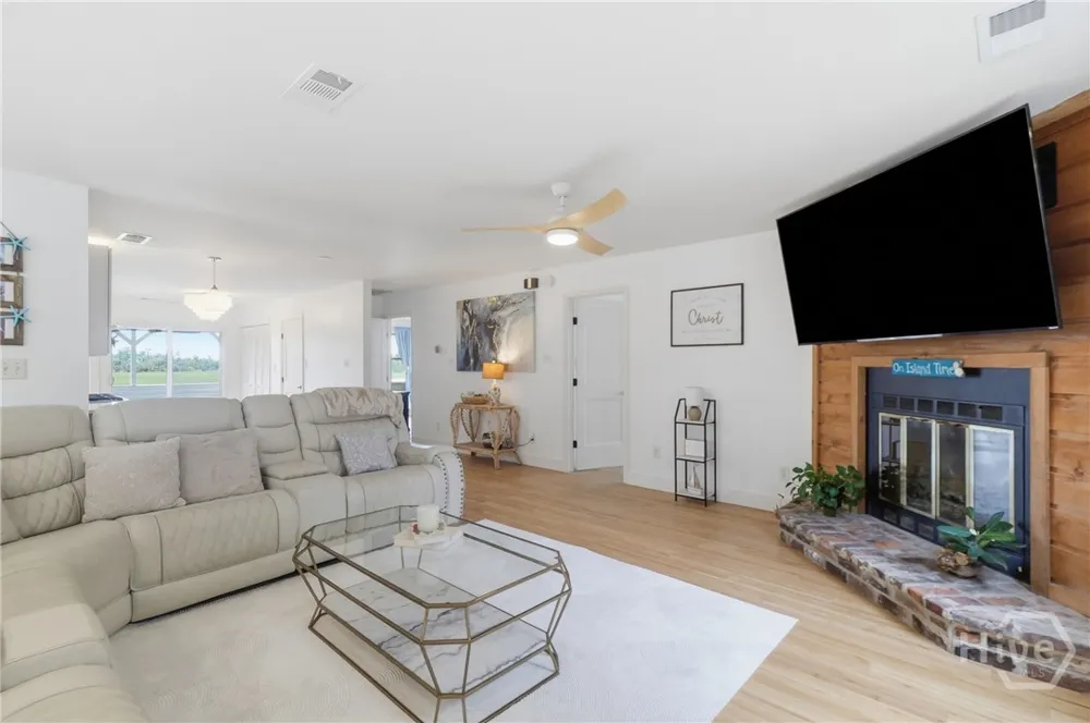 155 S Campbell Avenue Tybee Island, GA 31328