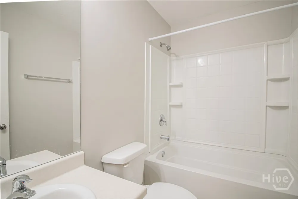 37 Wesleyan Drive Savannah, GA 31419