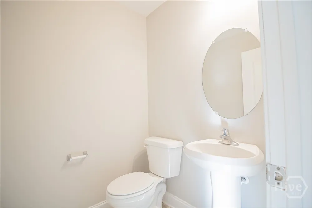37 Wesleyan Drive Savannah, GA 31419