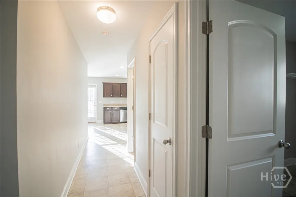 37 Wesleyan Drive Savannah, GA 31419