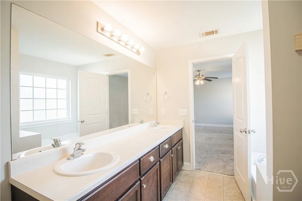37 Wesleyan Drive Savannah, GA 31419