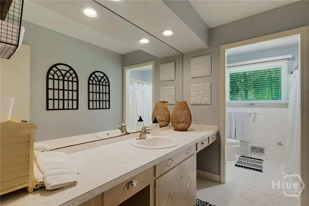 2425 Spratlin Mill Road Hull, GA 30646