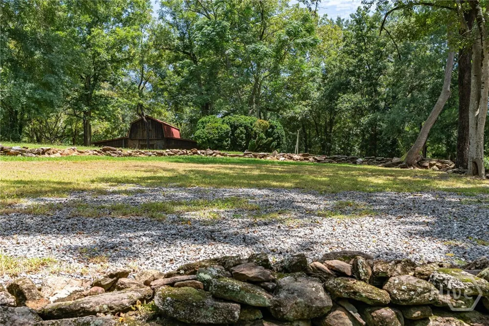 2425 Spratlin Mill Road Hull, GA 30646