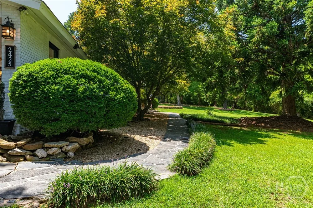2425 Spratlin Mill Road Hull, GA 30646
