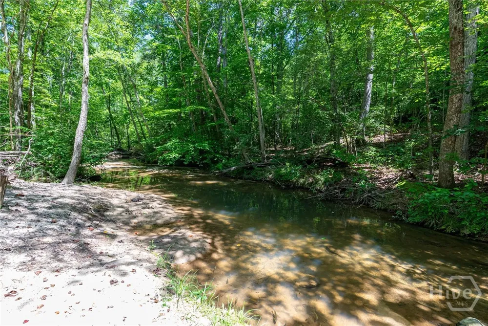 2425 Spratlin Mill Road Hull, GA 30646