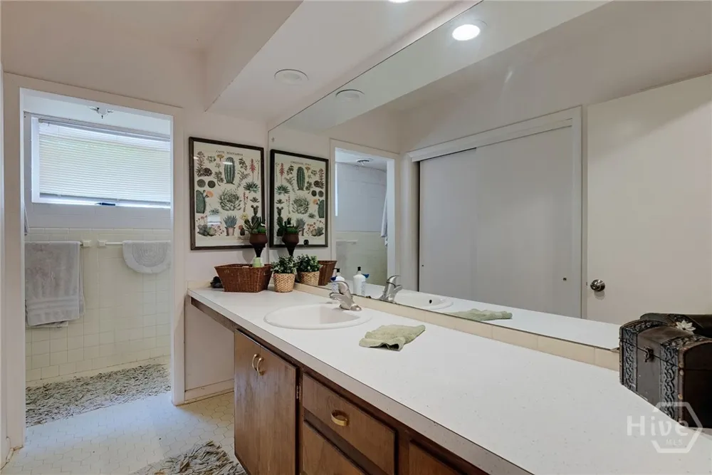 2425 Spratlin Mill Road Hull, GA 30646