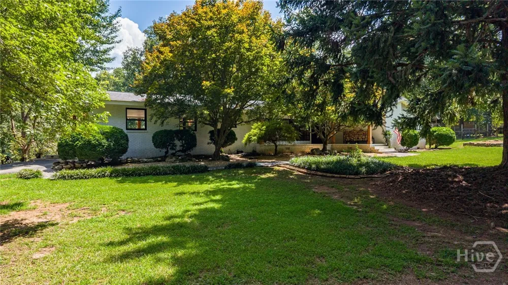 2425 Spratlin Mill Road Hull, GA 30646
