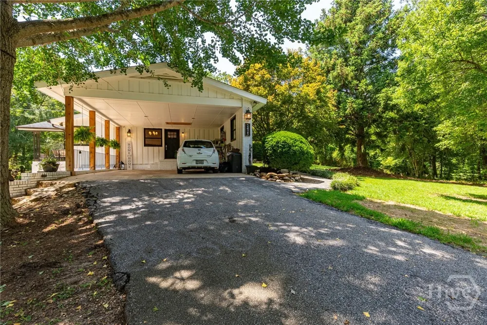 2425 Spratlin Mill Road Hull, GA 30646