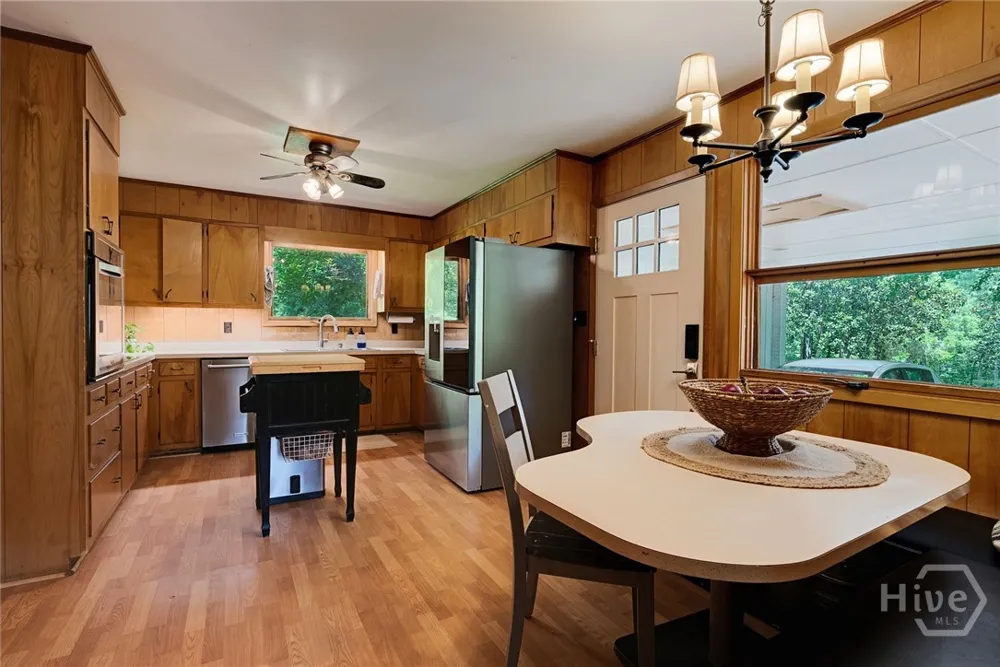 2425 Spratlin Mill Road Hull, GA 30646