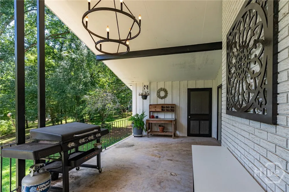 2425 Spratlin Mill Road Hull, GA 30646