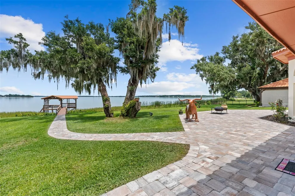 1412 MOSSWOOD DR Leesburg, FL 34748