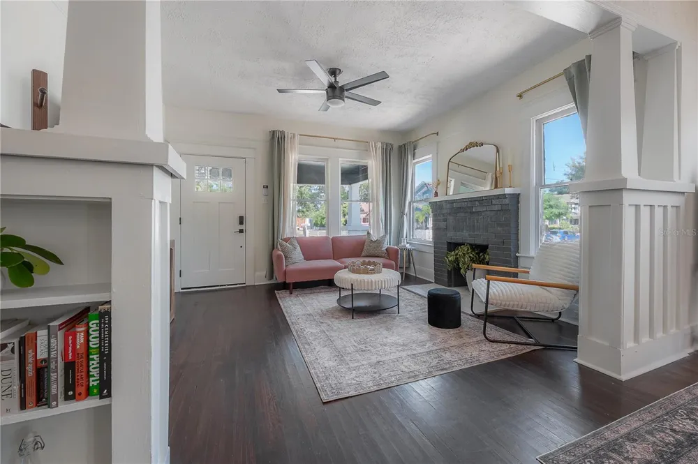 2831 MORGAN STREET Tampa, FL 33602