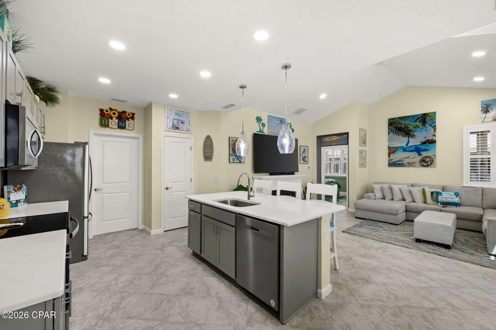 8956 Parrot Place Panama City Beach, FL 32413