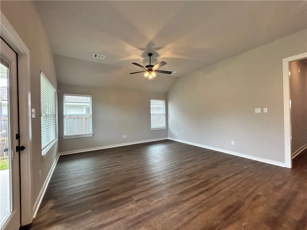 1806 Rubicon Court Caldwell, TX 77863