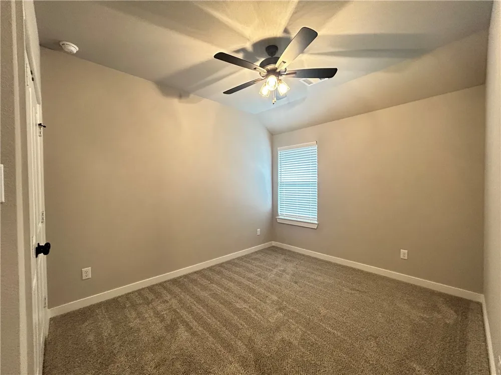 1806 Rubicon Court Caldwell, TX 77863