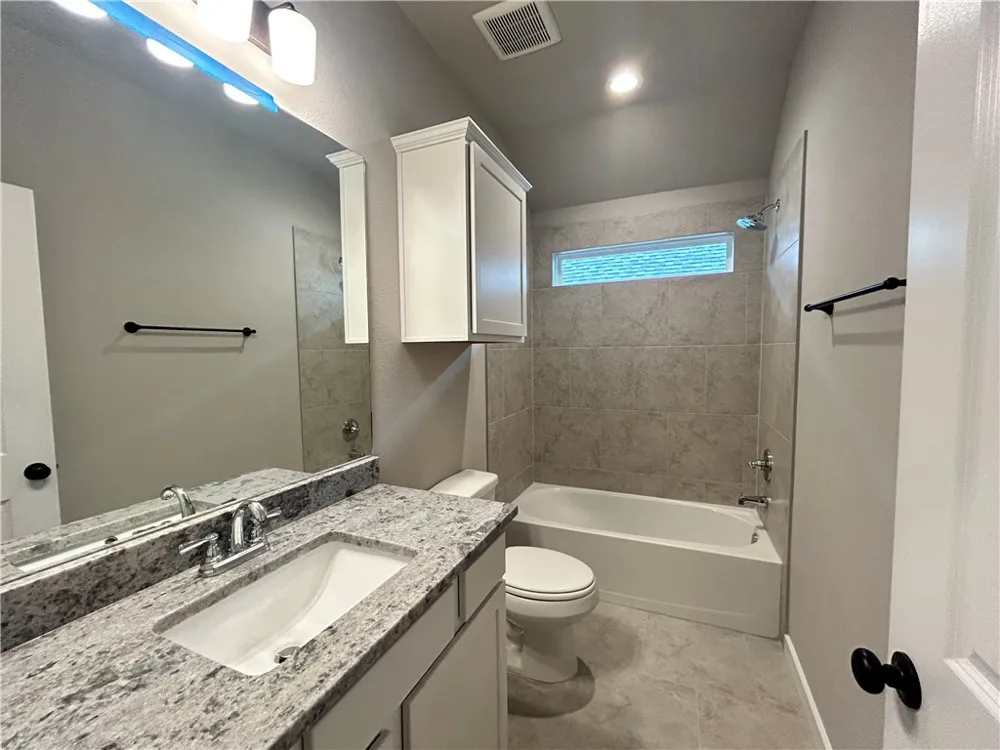 1806 Rubicon Court Caldwell, TX 77863