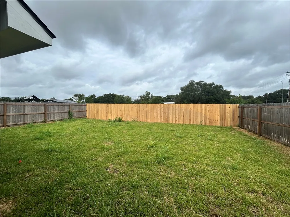 1806 Rubicon Court Caldwell, TX 77863