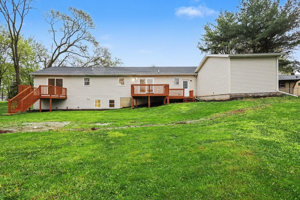 676 10th Street Plainwell, MI 49080