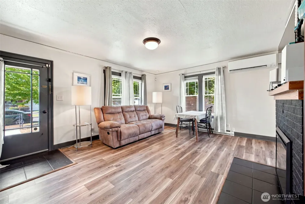 540 21st Avenue Longview, WA 98632