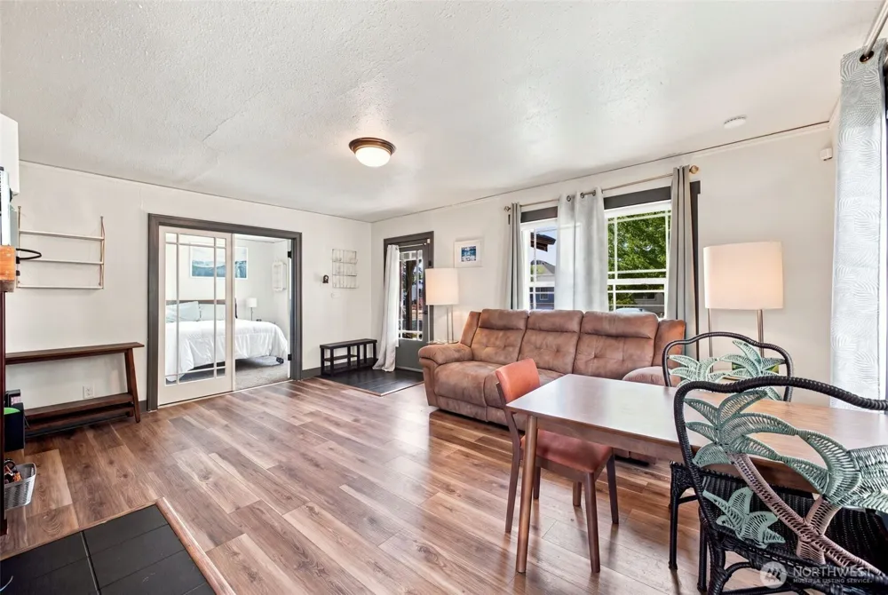 540 21st Avenue Longview, WA 98632