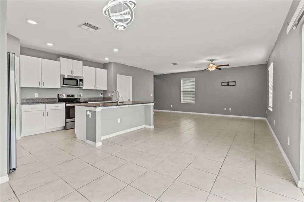 16671 KINGMAN REEF STREET Wimauma, FL 33598