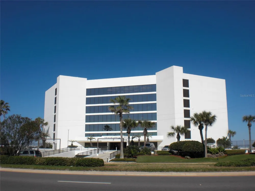 901 S ATLANTIC AVENUE #PH-7 Ormond Beach, FL 32176