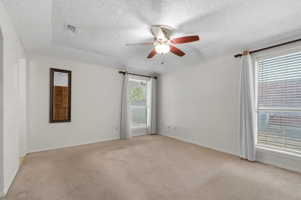 202 Diane Drive Sanger, TX 76266