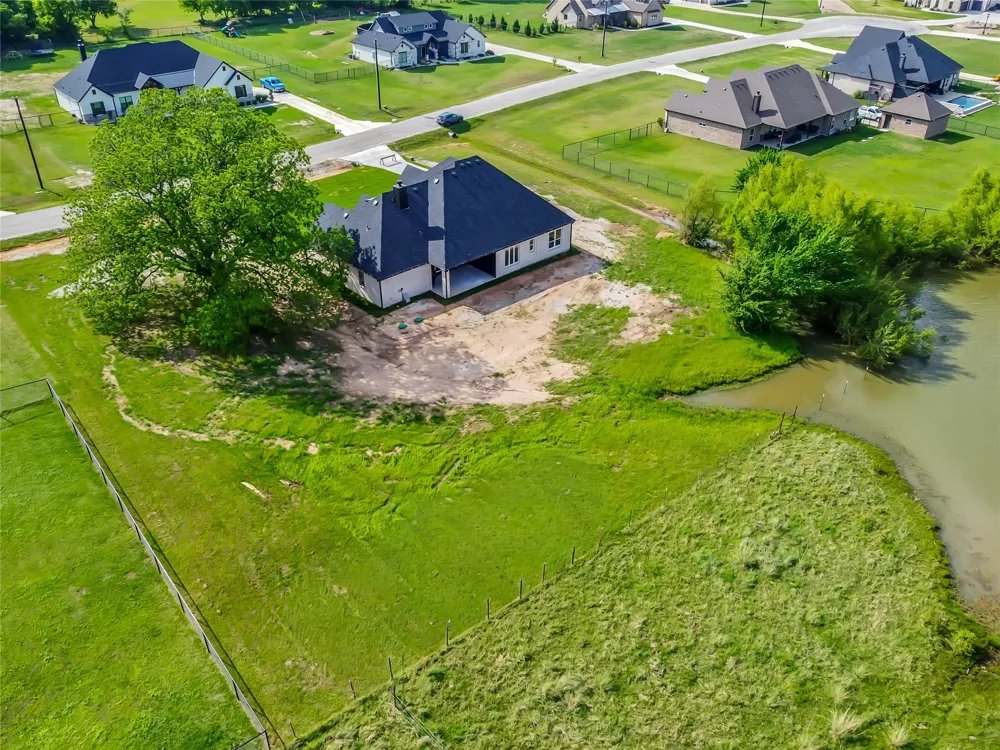1028 Henry Way Road Springtown, TX 76082