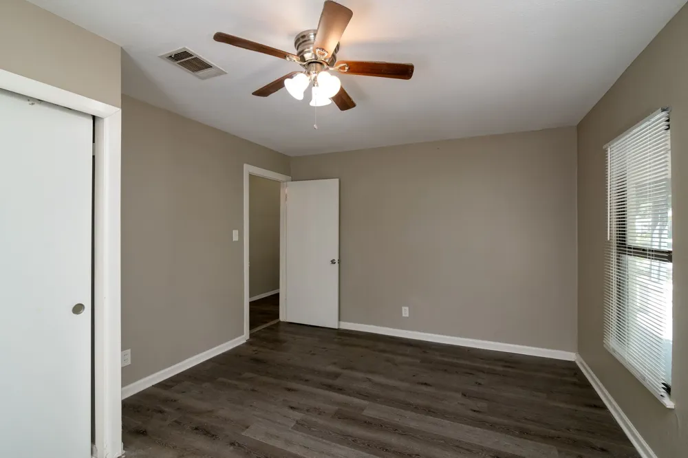 207 Hackberry Street Terrell, TX 75160