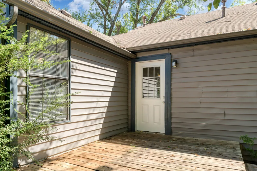 207 Hackberry Street Terrell, TX 75160