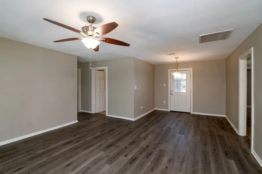 207 Hackberry Street Terrell, TX 75160
