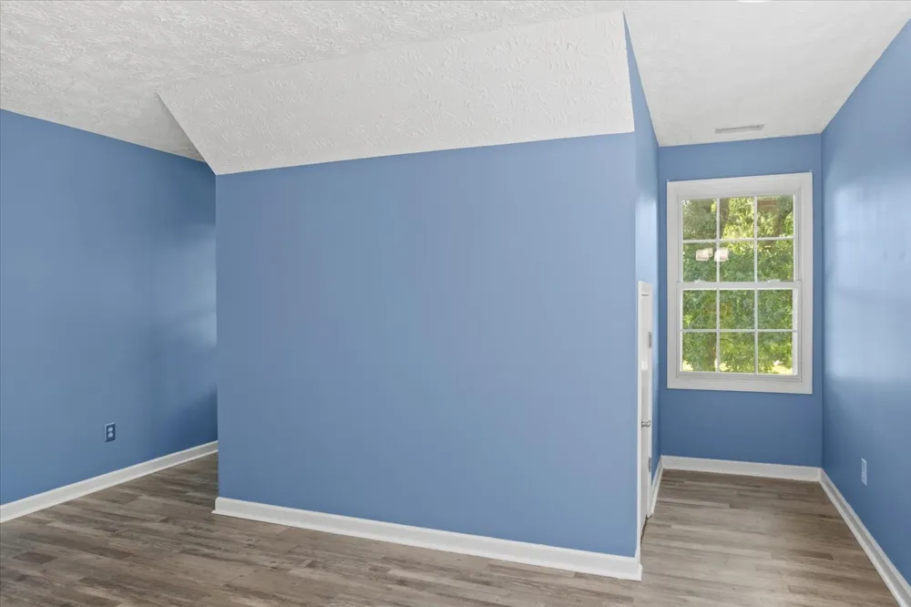 106 Tara Dr Unionville, TN 37180