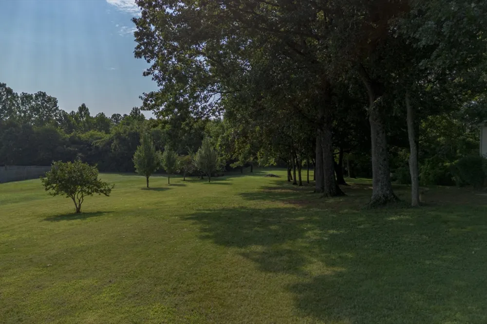 106 Tara Dr Unionville, TN 37180