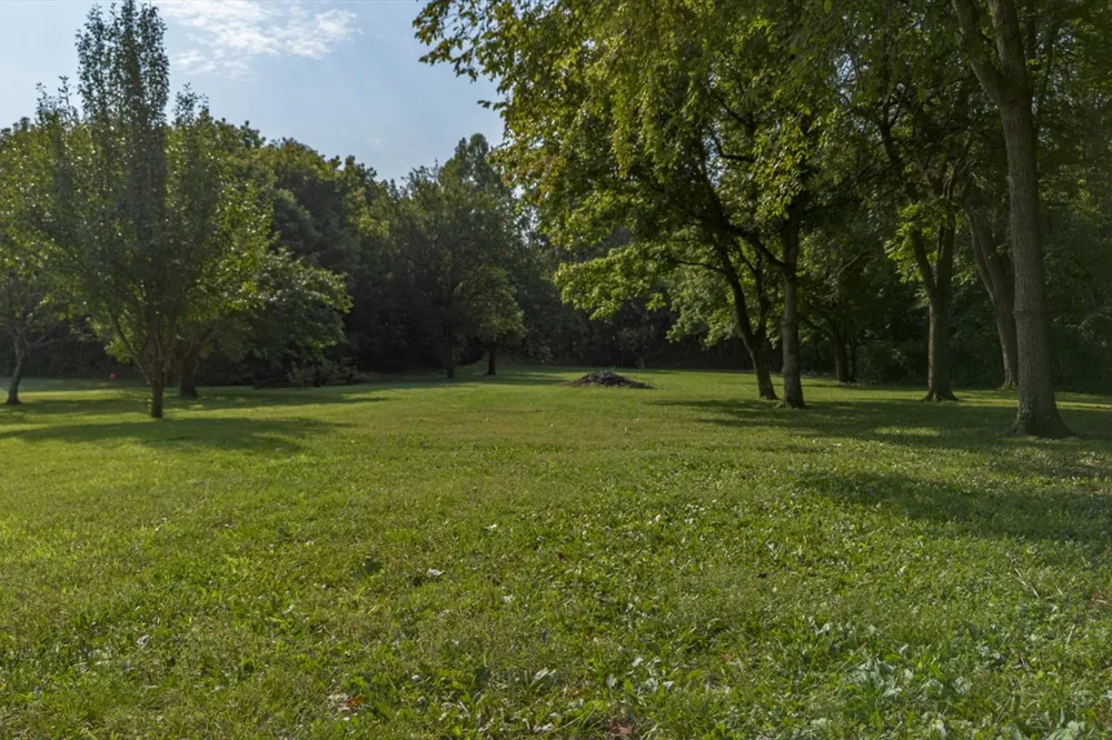 106 Tara Dr Unionville, TN 37180