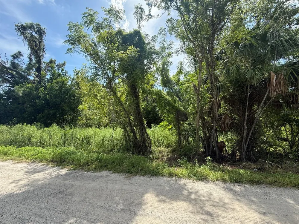 STAR ROAD Brooksville, FL 34613