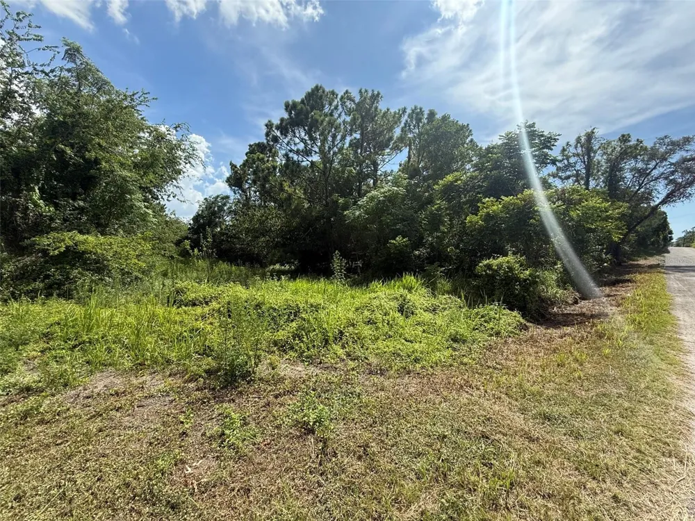 STAR ROAD Brooksville, FL 34613